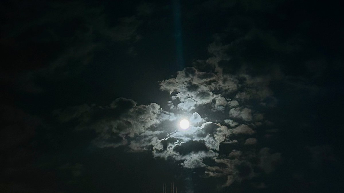 ما مرك سحاب الوصل في ليلة قمراء !