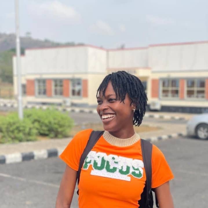 We are desperately searching for our missing student, Dorcas, last seen on Wednesday around 8 PM. Her friends and family are worried sick. Please take a moment to look at her picture and share this post. Your retweet could be the one that brings her home safely. 🙏#HelpFindDorcas