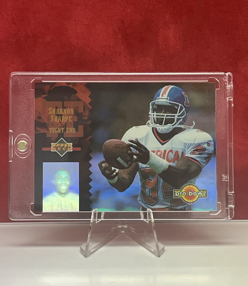 Another random card in my collection.  Who loved the Upper Deck hologram Pro Bowl cards?  

#ShannonSharpe #UpperDeck #Broncos ⁦<a href="/Broncos/">Denver Broncos</a>⁩
