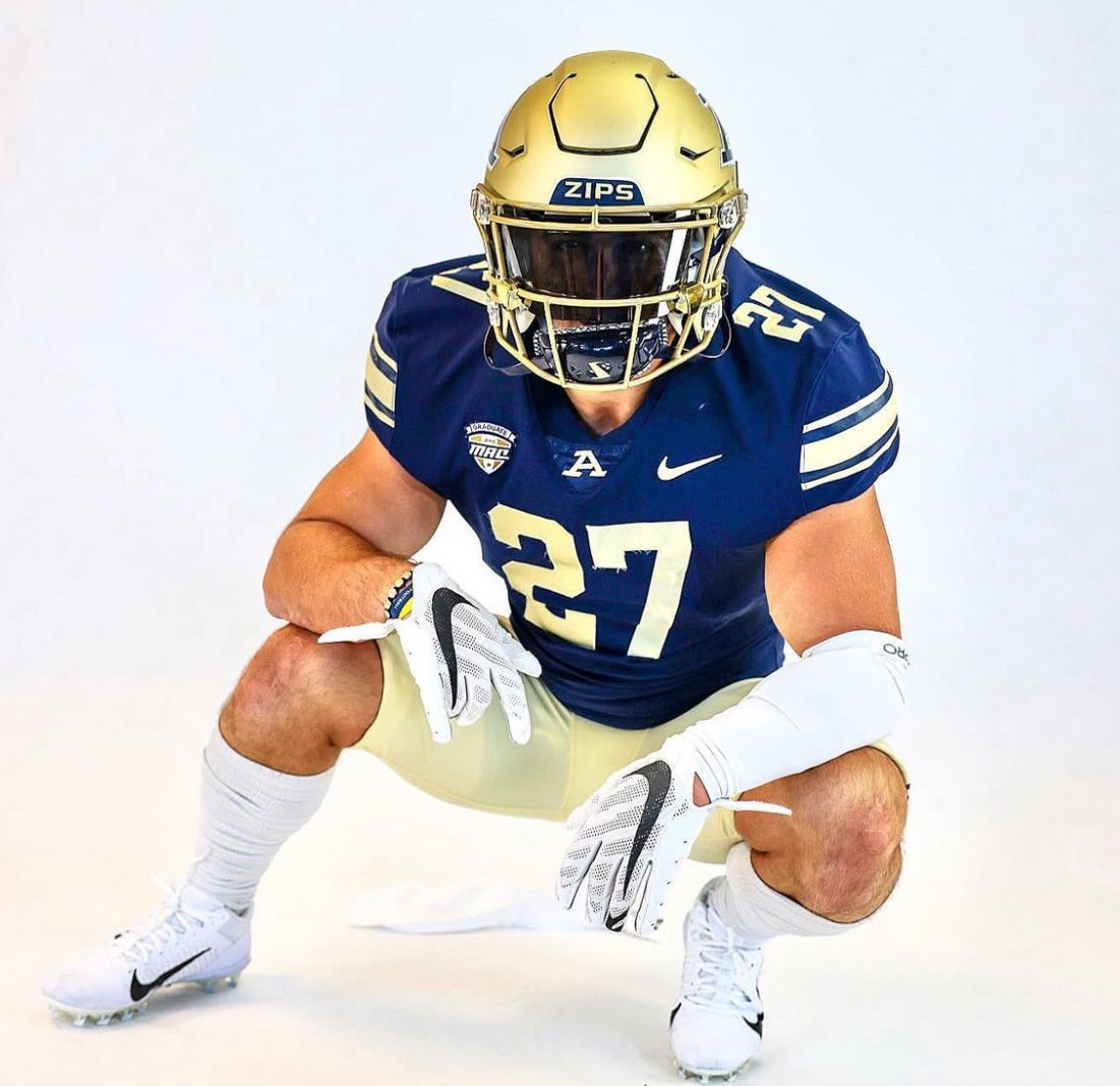 AhBigKev's tweet photo. Best of luck to @QCSteam Linebacker Bubba Arslanian @bubba_licious27 playing in the @IndoorFL Eastern Conference Championship!
The former @ZipsFB in 2025
117 Tackles
7 TFL 4 Picks
1 Touchdown
#ForeverAZip #ZipsInThePros https://t.co/JDeacLXVVu