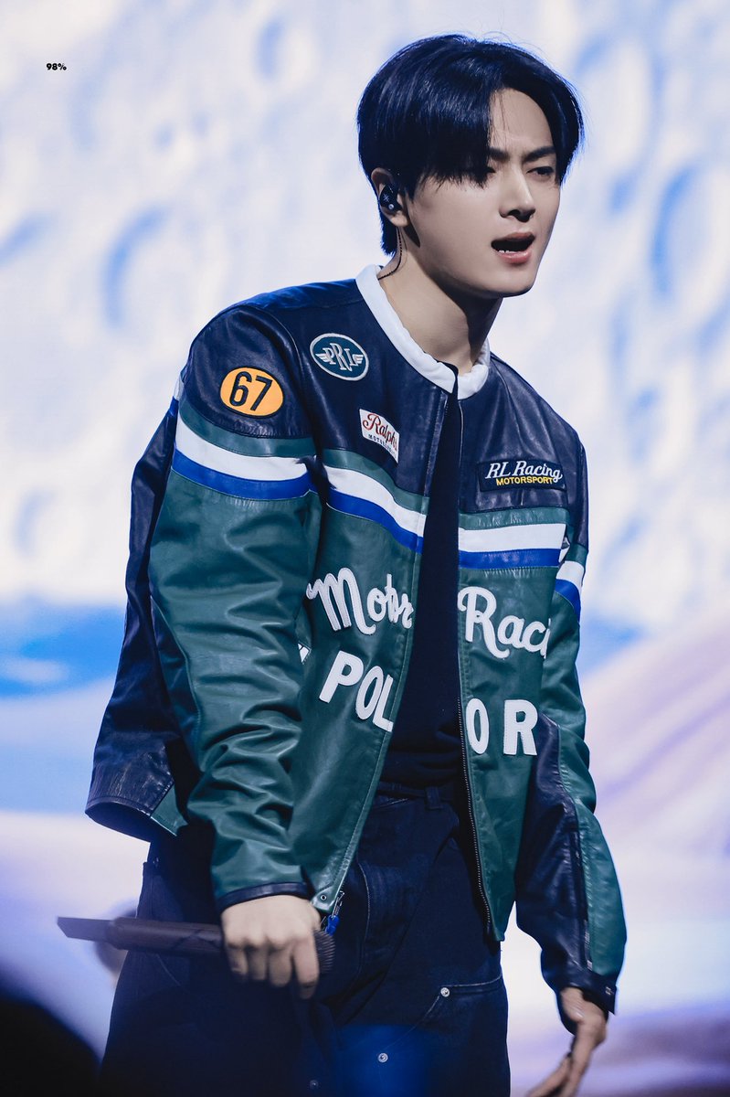 250810

#제이 #ENHYPEN_JAY #ENHYPEN #JAY #ジェイ #박종성 #엔하이픈_제이 #WALKTHELINE_IN_Chicago