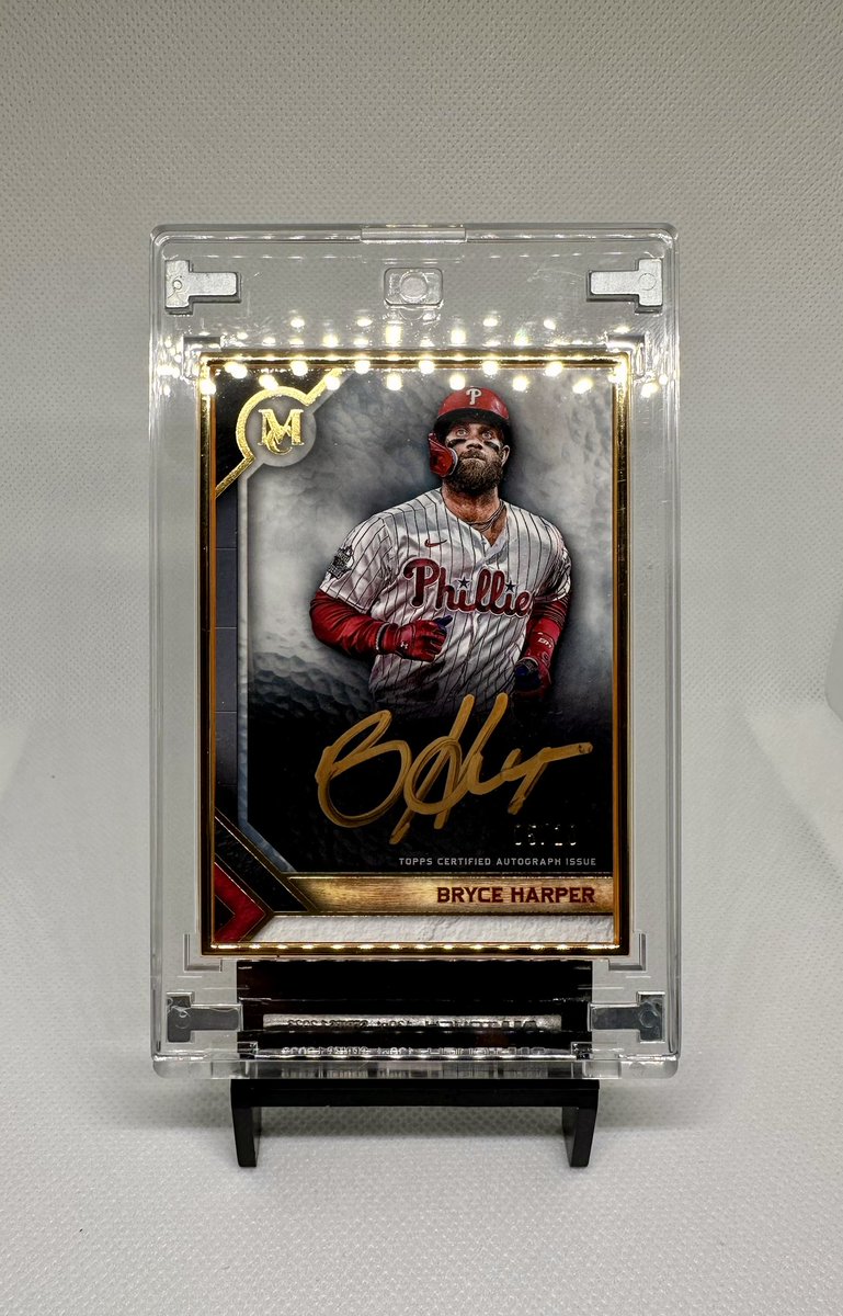Zach_Zuber's tweet photo. @MattStrahm @Topps @TheCardLifeTV + more on insta @philscardaday https://t.co/cxwn9XpP8y
