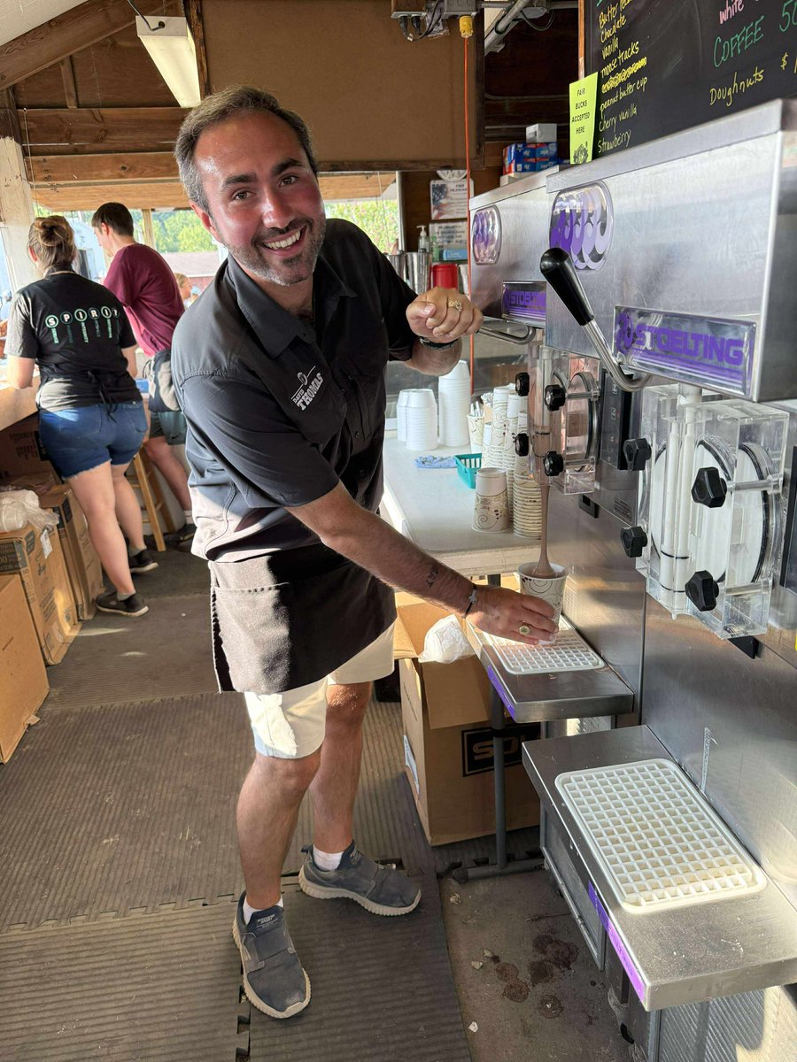Serving up milkshakes tonight! Tons of folks at the Ashtabula County Fair and great conversations.