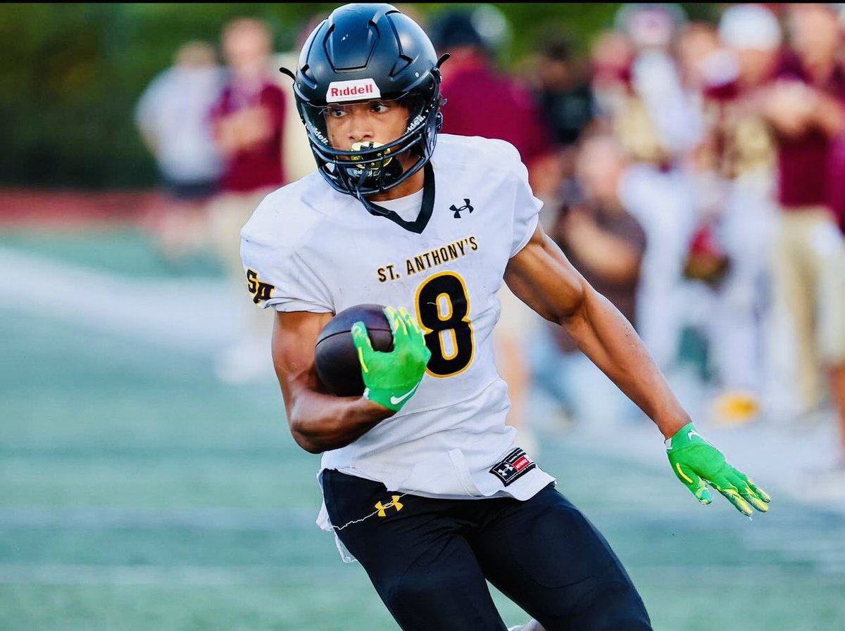 UI Zone (@recruit2illini) on Twitter photo Good luck to 2027 4⭐️ RB Xavier Bala (<a href="/XavierBala14/">Xavier Bala</a>) as he begins his junior season with St. Anthony’s Friars (<a href="/StAnthonysFB/">Friar Football</a>). Hopefully, #IlliniNation will see you in an orange and blue jersey soon! Good luck to 2027 4⭐️ RB Xavier Bala (<a href="/XavierBala14/">Xavier Bala</a>) as he begins his junior season with St. Anthony’s Friars (<a href="/StAnthonysFB/">Friar Football</a>). Hopefully, #IlliniNation will see you in an orange and blue jersey soon!