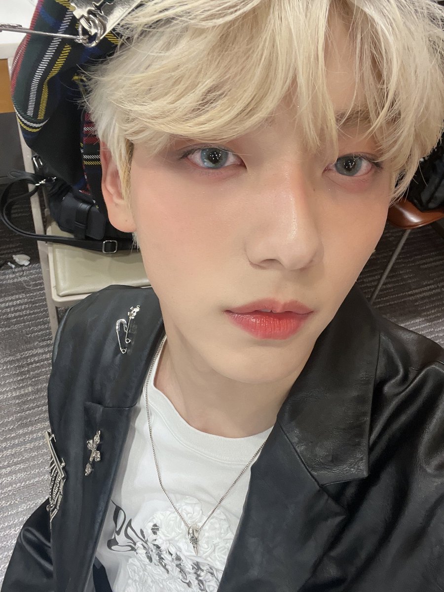 ๐ฌ๐
๐๐๐๐
๐ฒ๐๐๐๐๐๐ (@liebyed) on Twitter photo ใ
ค
โโโโโโโโโ๊ฏญื โคนใ
คโ #๐๐๐๐๐๐๐ซ๐ฌ๐ โ
#CODE_0110 ๐ฌ
BELLIX! ์ ๋ง ์ด์ ๋๋ฌด ๊ณ ๋ง์์! We had so much fun, and I hope you guys enjoyed it just as much as we did. ์... ๋ฒ์จ ๋ณด๊ณ ์ถ์ด์. ๊ณง ๋ ๋ง๋์!
๐๐ฟ๐๐๐๐๐๐ ๐๐๐๐๐๐๐๐ฟ: ใ ๐๐ | ๐ฐ ใ
ใ
ค ใ
ค
โโโโโโโโโ๊ฏญื โคนใ
คโ #๐๐๐๐๐๐๐ซ๐ฌ๐ โ
#CODE_0110 ๐ฌ
BELLIX! ์ ๋ง ์ด์ ๋๋ฌด ๊ณ ๋ง์์! We had so much fun, and I hope you guys enjoyed it just as much as we did. ์... ๋ฒ์จ ๋ณด๊ณ ์ถ์ด์. ๊ณง ๋ ๋ง๋์!
๐๐ฟ๐๐๐๐๐๐ ๐๐๐๐๐๐๐๐ฟ: ใ ๐๐ | ๐ฐ ใ
ใ
ค