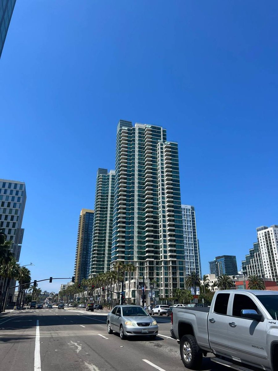 Geracswers's tweet image. Wishing everyone a peaceful and joyful weekend! Take time to rest, recharge, and do what makes you happy. 🌿☀️ #WeekendVibes