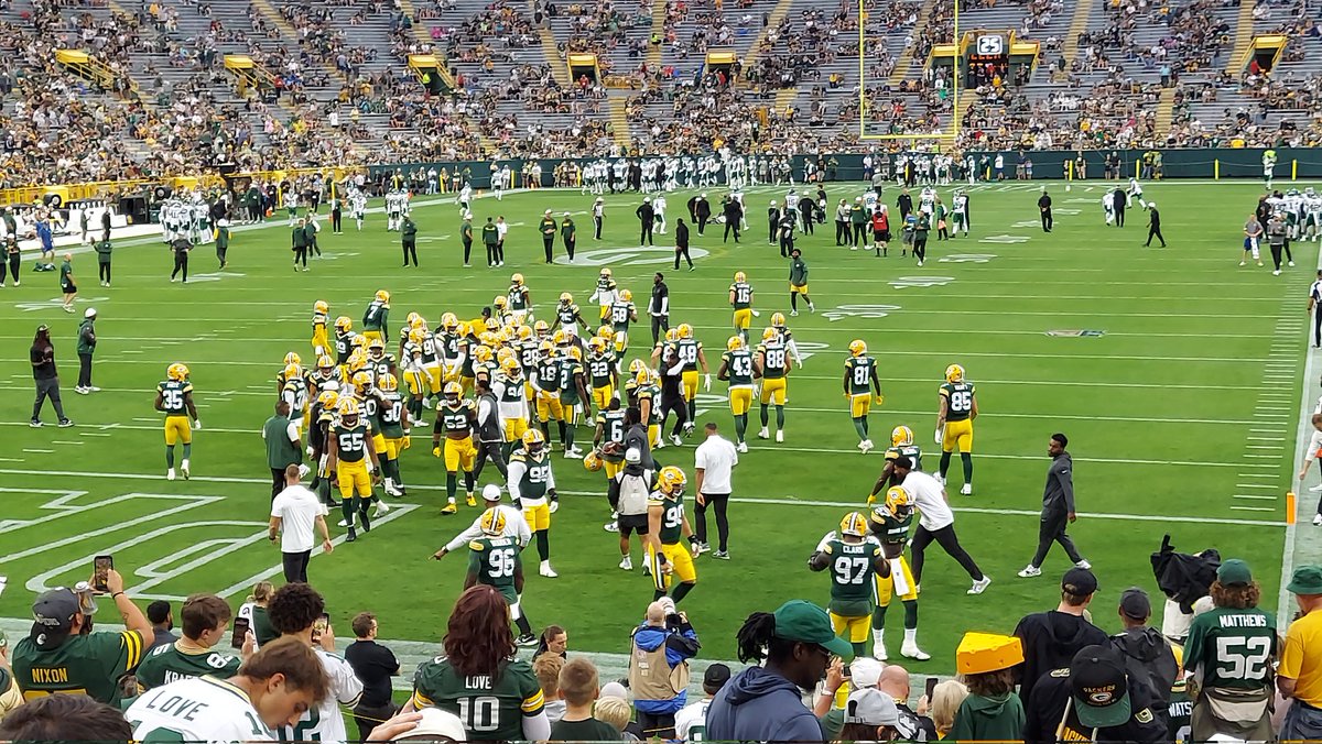 Kevin S (@kevinschaefer55) on Twitter photo Packers vs Jets. Go Pack Go!! Packers vs Jets. Go Pack Go!!