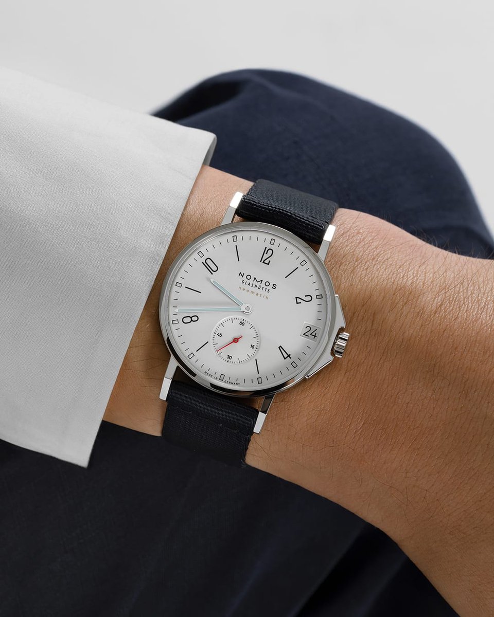 Sports watch or dress watch? Ahoi neomatik 38 date from NOMOS Glashütte combines both. Inside, the innovative DUW 6101 automatic caliber from our Glashütte manufactory sets the pace. A true all-rounder with a designation of origin.

#AceJewelers #NOMOSglashuette #NOMOSahoi