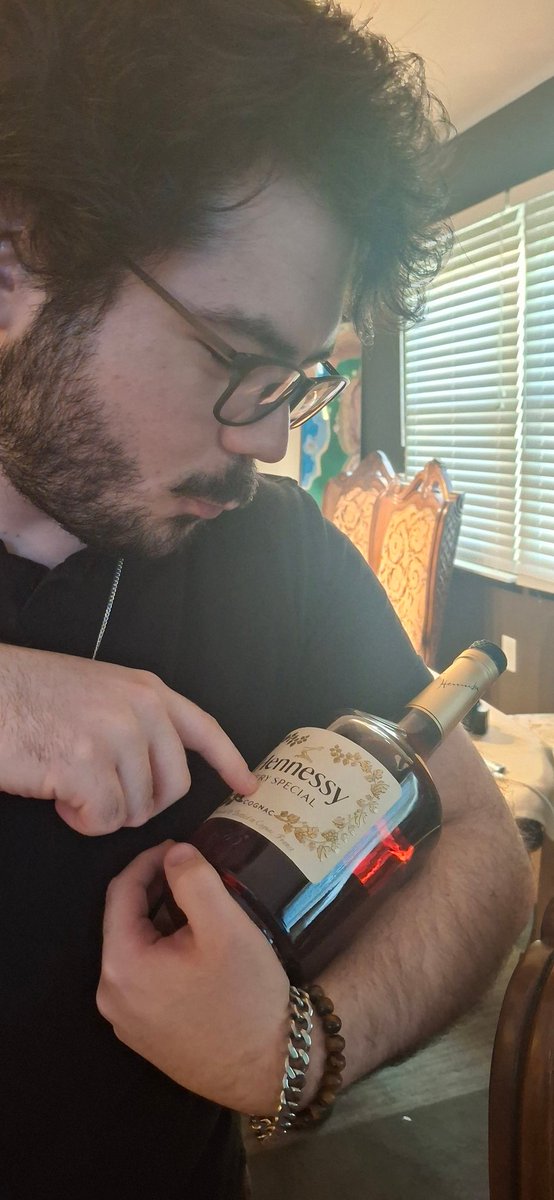 385th in singles and 65th in doubles with <a href="/SOVA_BgFsh/">T-T| BigFish</a>. Lowkey could've done better in singles but waiting 5 hours in between round 1 and 2 pools fucked me up. It's drinking time tho 😈