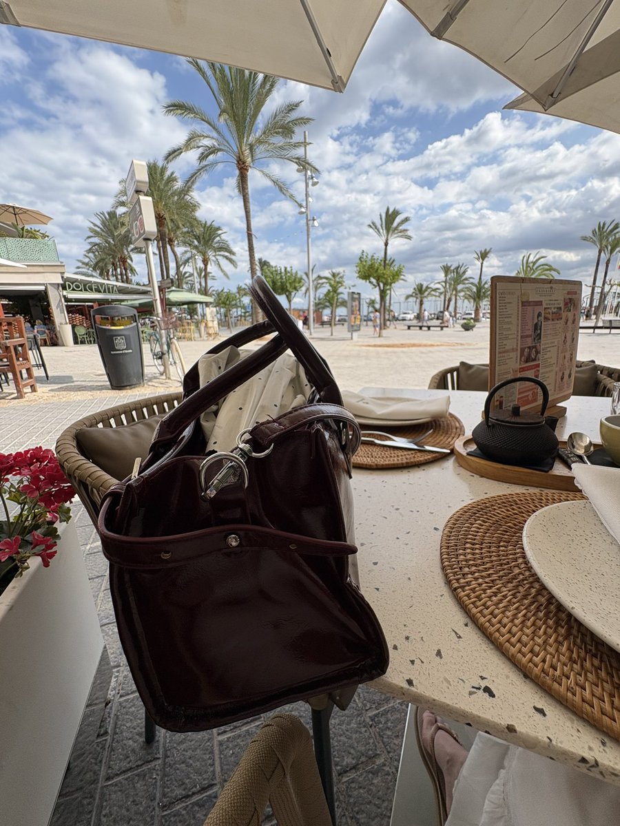 Kaetherinx's tweet image. Take me back to Spain 🇪🇸😭