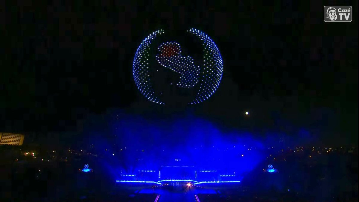 zoylocote's tweet image. Los drones // Los ladrones