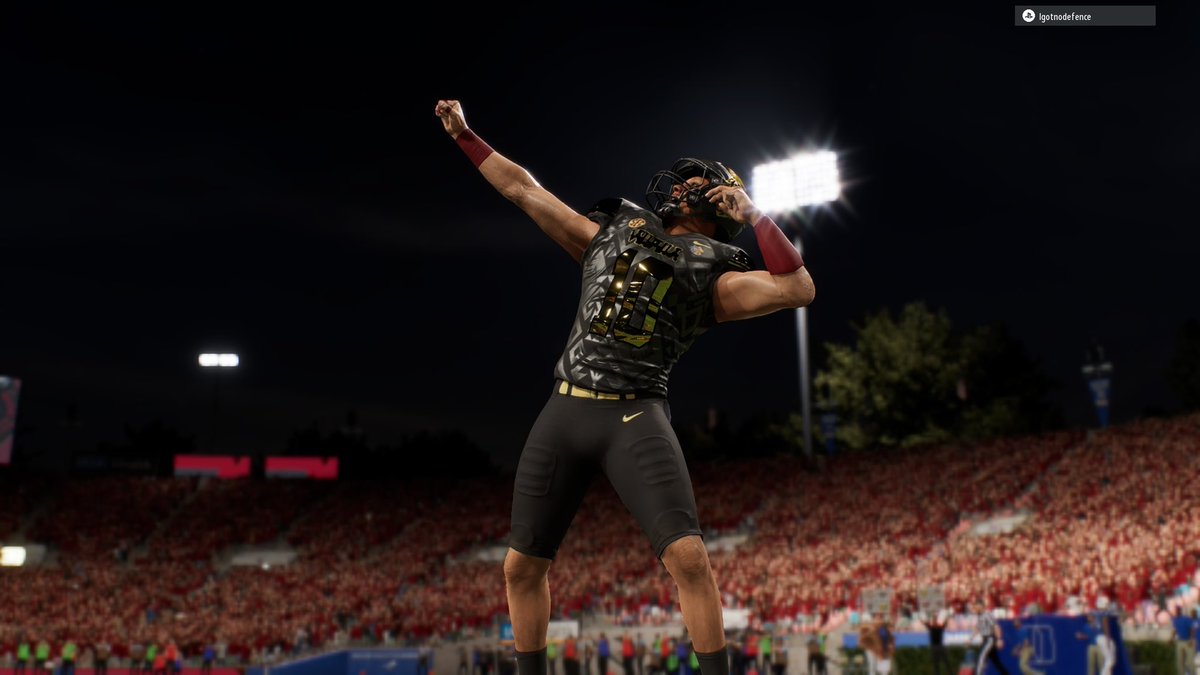 VUN_NECF26's tweet photo. The King has vaulted himself to the top of the Heisman race 👀
#EnterValhalla https://t.co/SO8sxzTw3L