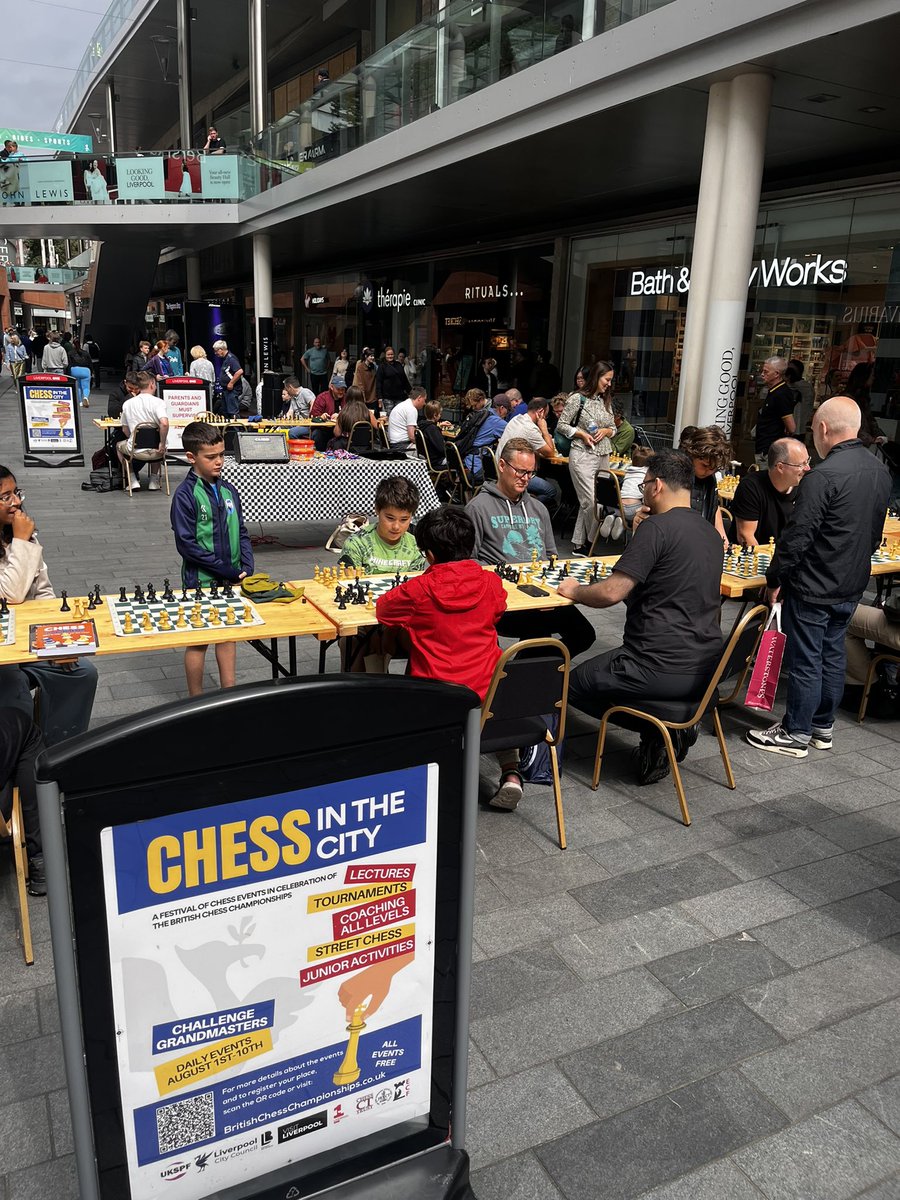 CSCMerseyside's tweet image. Day 9.. in celebration of the British Chess Championships.. with lectures and casual chess in Liverpool ONE.. a very busy day. @theguidelpool
@lpoolbidcompany
@culturelpool @ecfchess @TelegraphChess @schoolschess @robsteelemusic @WhitefieldPS #britishchesschamps