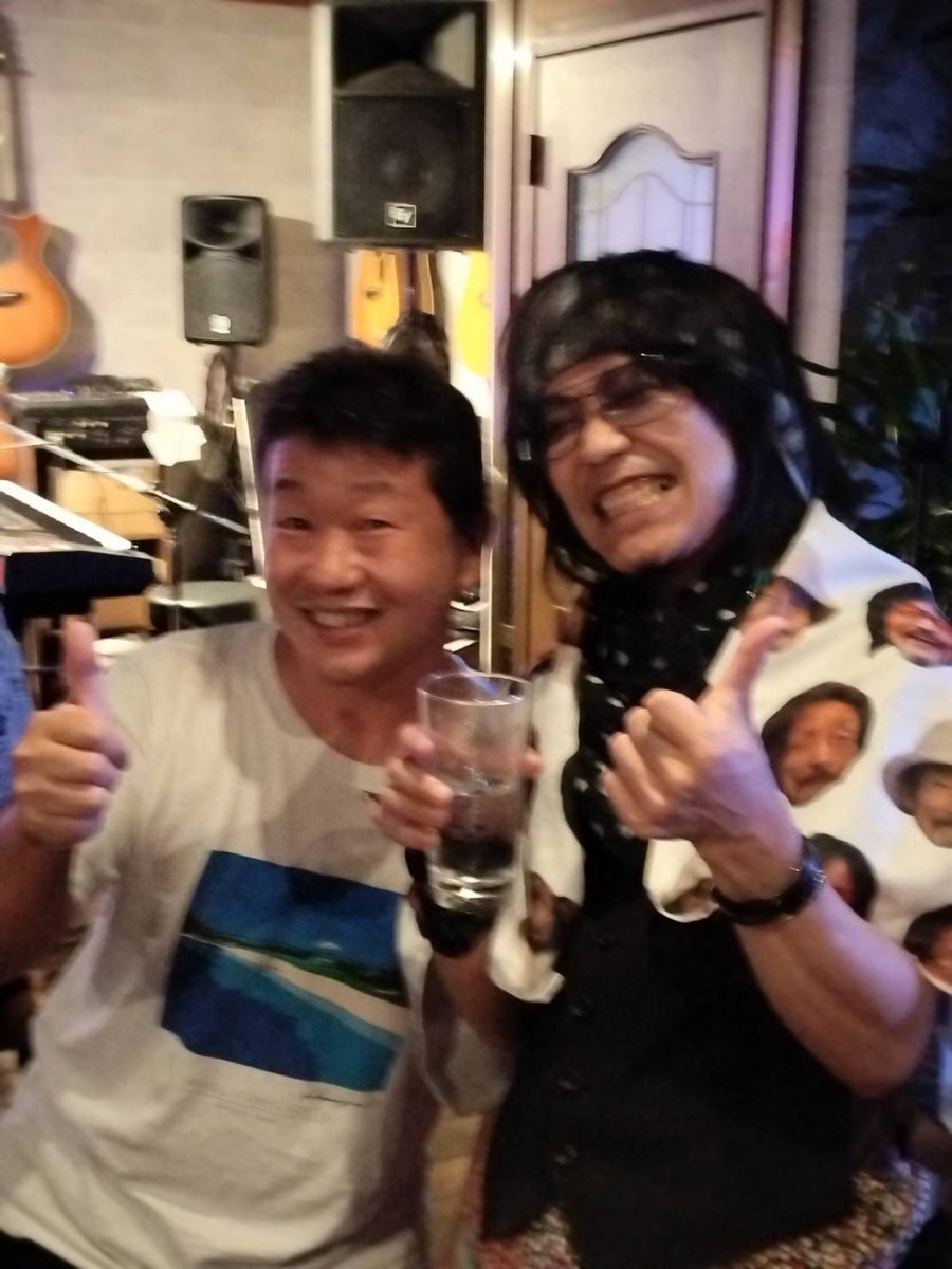 8/9(土)は初の自主企画ライブ、夏の弾き語り祭でした。皆さん楽しんで頂いている様子、また「次回はいつやりますか？」と言って頂いたりして、企画して良かったと思いました😊

studioEMさん、共演者の皆さん、聴きにきて頂いたお客様、ありがとうございました！
#名古屋　#弾き語り　#ギター