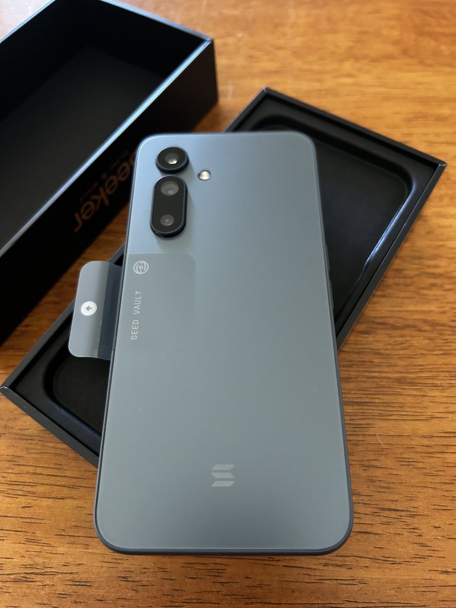 STEPNeur π¨π΅ l FSL Champion (@stepneur) on Twitter photo π The wait is over β the <a href="/solanamobile/">Seeker | Solana Mobile</a> is on its way to you! π±
From NOW, you can download STEPN on the dApp Store and dive into an immersive Web3 experience ππ π The wait is over β the <a href="/solanamobile/">Seeker | Solana Mobile</a> is on its way to you! π±
From NOW, you can download STEPN on the dApp Store and dive into an immersive Web3 experience ππ