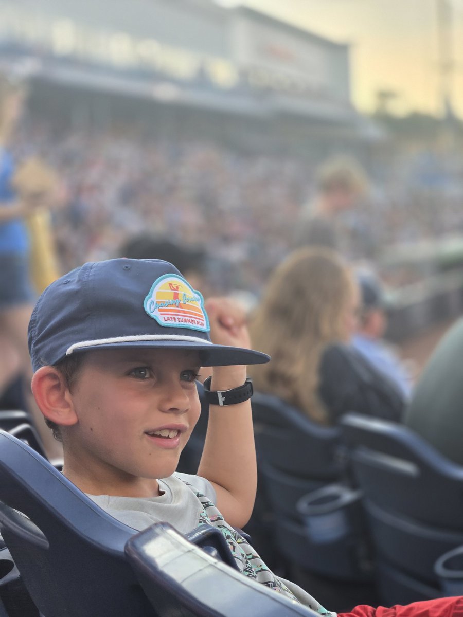 Luke A. Helm tweet media