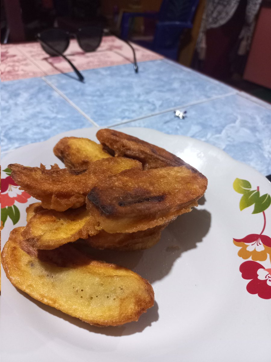 Awali hari dengan pisang goreng dan secercah harapan
