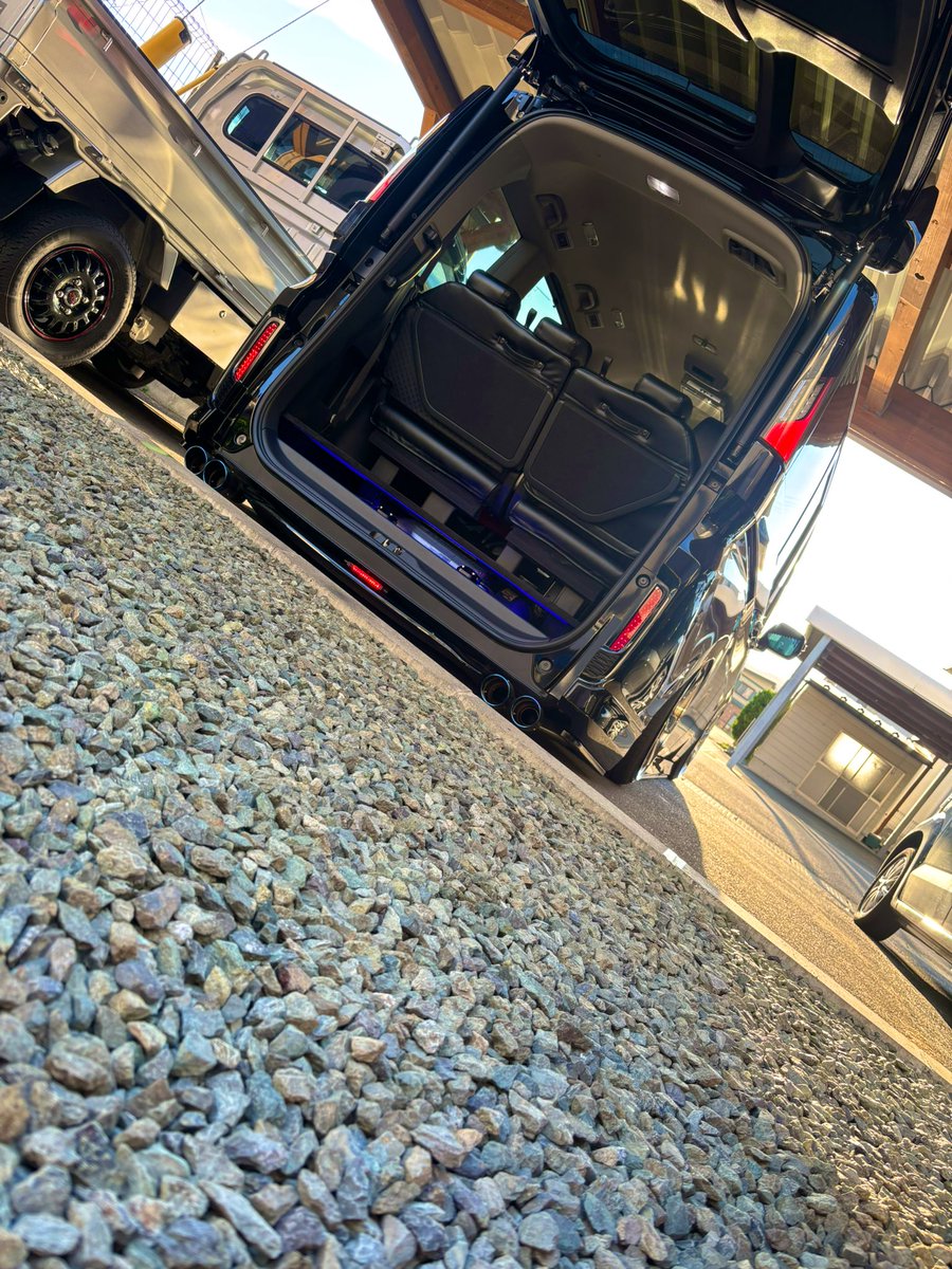 ic7_sl's tweet photo. 俺Style
#エアサス
#HONDA 
#ステップワゴン
#車
#車高短
#カスタム https://t.co/p0e1vop59O