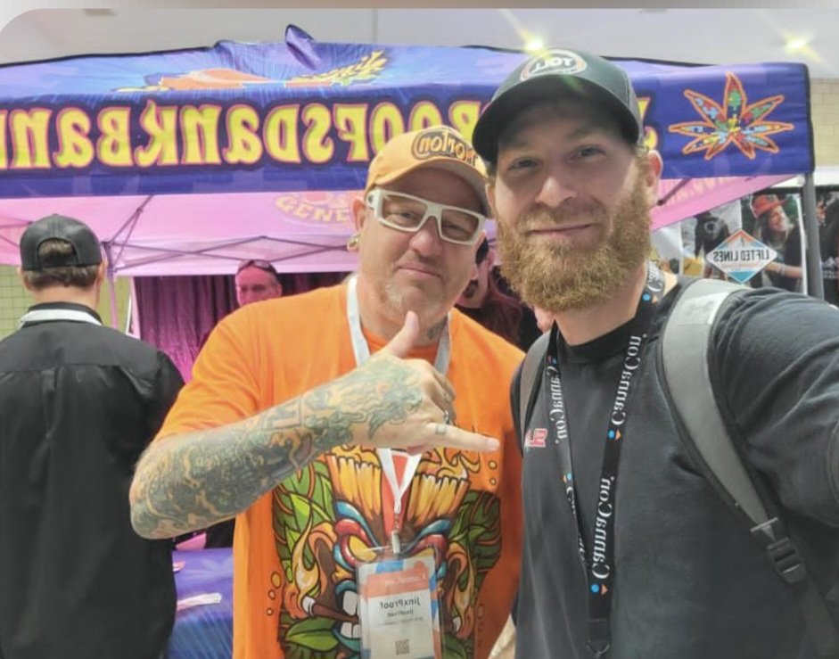 Lo e. Connecting w, canna family. 
St Paul convention