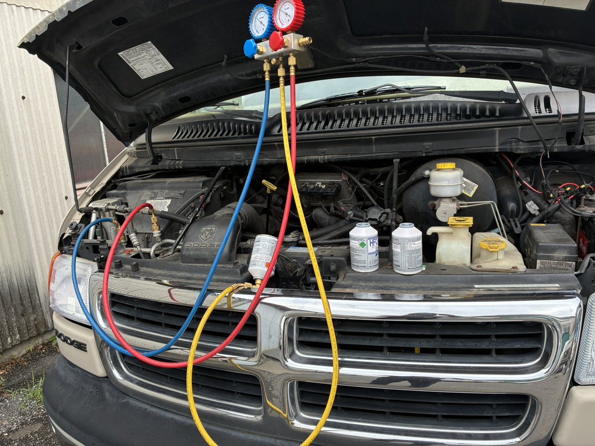 0tLIFhKTvG19668's tweet image. Summer vacation: be careful driving🚙

 ✴︎Oil Change and Filter 
 ✴︎Brake Inspection and Repair 
 ✴︎A/C System Check
 ✴︎Tire Rotation
 ✴︎Engine Diagnostics
 ✴︎Battery Check

#ramvan #dodgevan #chevyvan #Fordvan #vanlife

OurComprehensive Services
🇺🇸California STYLE🇺🇸