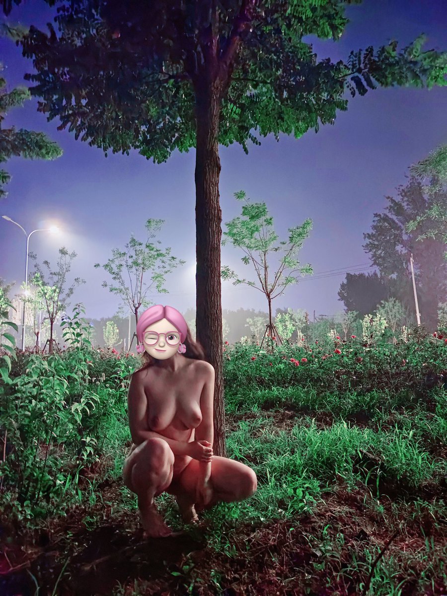 接上回，马路蹲，马路蹲，马路蹲完草里蹲，蹲的光溜溜
<a href="/luchu888/">在人前羞耻的露出裸体💋</a> 
<a href="/luchu888888/">🌻反差婊露出精选集🌻（露出转推）</a> 
<a href="/51luchu_/">爱露出的85℃</a> 
<a href="/bj3p4p/">京圈tradio12北京暖猫</a> 
<a href="/tbzt2024/">推波助臀（接投稿）</a> 
<a href="/Public_Catgirl1/">❤️露出反差文化大使❤️（露出转推）</a> 
<a href="/Fengsiyuan/">Mr.死因</a> 
<a href="/ypzs888/">冰凉一片沾湿💦</a> 
<a href="/kssexxia/">kssexxia</a> 
<a href="/luchusmart/">露出小姐姐</a>