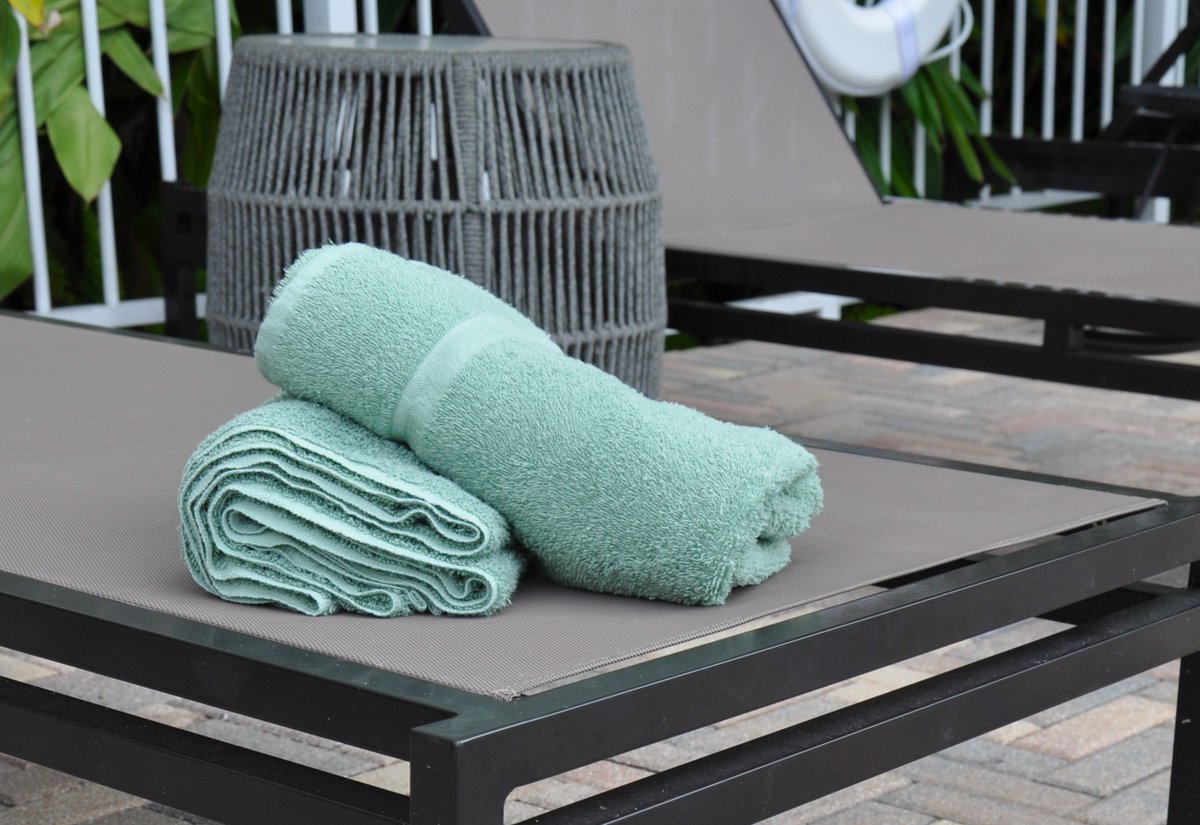 Sunday Vibes!  Join us an experience a Miami vacation. 

#sundayvibes #sunday #pool #poolside #poolvibes #miamivacation #vacation #hotel #getaway #florida #southflorida #marriott #miami #travel