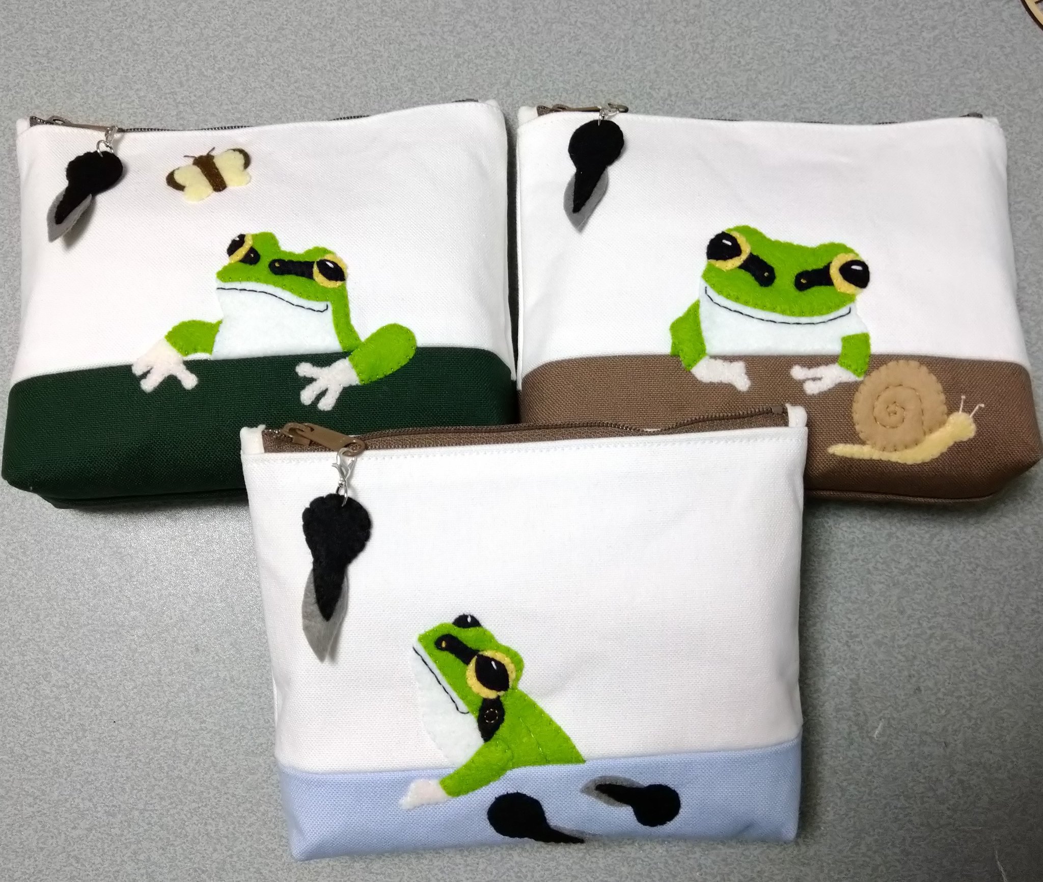 かえる歩道(カエル雑貨) on X: 