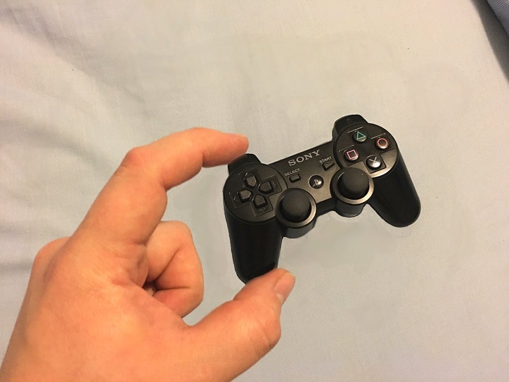 going back to PS3 after owning a PS5 be like