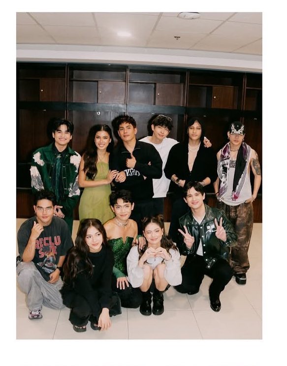 ᴋɪᴍ | busy 🍎 (@pachiieeu_) on Twitter photo yas, we got the front view! salamat sa buhay mo ralphskie 😭😭😭
📷: ralph_dl
<a href="/SB19Official/">SB19 Official</a> #SB19
MAHALIMA LIMIT BREAKERS yas, we got the front view! salamat sa buhay mo ralphskie 😭😭😭
📷: ralph_dl
<a href="/SB19Official/">SB19 Official</a> #SB19
MAHALIMA LIMIT BREAKERS