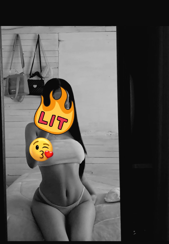 eli_34UWU's tweet photo. Llegamos a más de 300 seguidores muchas gracias amores 😘😘 pronto más fotitoos los amo https://t.co/mmWoh3GLPb