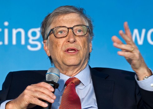 Shadaya_Knight's tweet image. Multi billionaire Bill Gates, Africa's if not humanity's greatest enemy

This man is not a philanthropist, he is a threat to Africans, whatever he offers, it's not to help but destroy

Lab made food, covid vaccines, male contraceptive methods, GMO seeds

Ev!l man!!!
