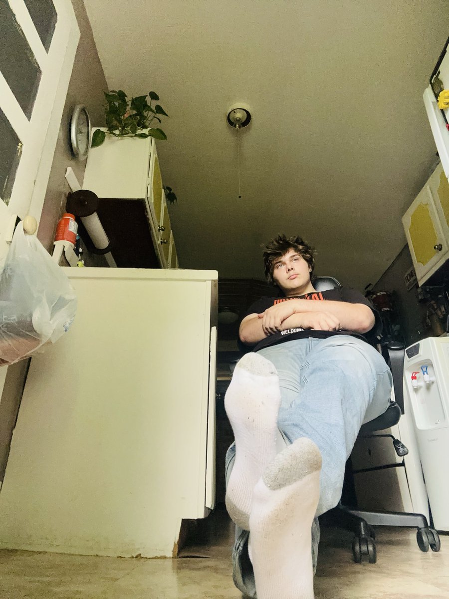 kingbrennen100's tweet photo. Kneel in front of me and offer your tribute if you wish to $erve my feet.🦶

#findom #cashmaster #slaveswanted #slaves #findommaster #customs #drains #calls #meets #tribute #followme #RT 

@MASTER_UPDATES @Findomkings
@PromoJacked @FinDommes @FindomSlaves @str8alpha1 @MASTERBRENNEN2
@cashmasterkden @findomRTslave87
@AlphaFeetPromo @MASTERBRENNEN2 
@FindomsOnly @rt_promo2k 
@diamond_here @slave_here @rt_feet
@PromoRTpig @Findom_Promoter

#cashmaster #humanatm #paypig #cock #masturbate #finsub #cashslave #footfetish #cashcow #findomworship #paypigs #findomslave #alpha