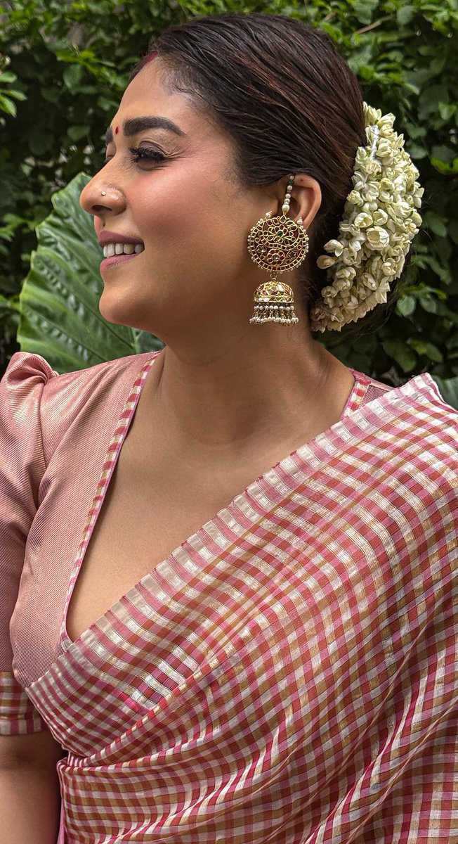 nayanfanss's tweet photo. Alaguu Yendral Nayan 😍❤️

#Nayanthara | #Nayan https://t.co/4h931klkA9