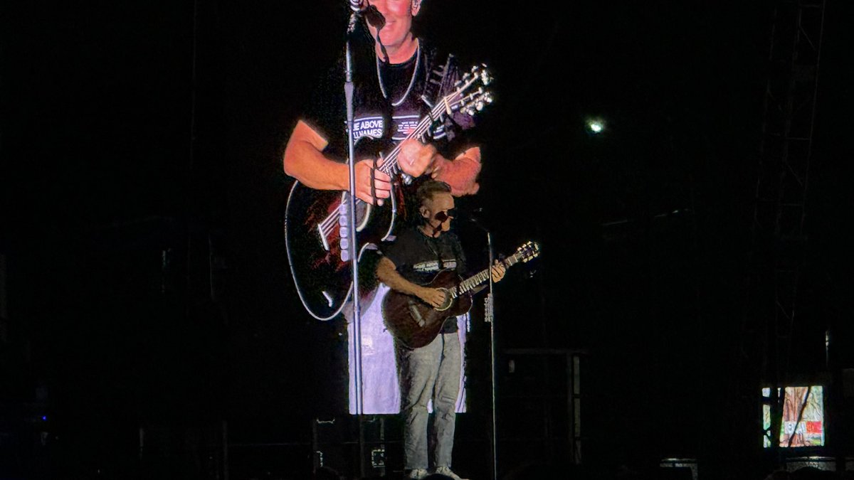 Chris Tomlin has still got it!!