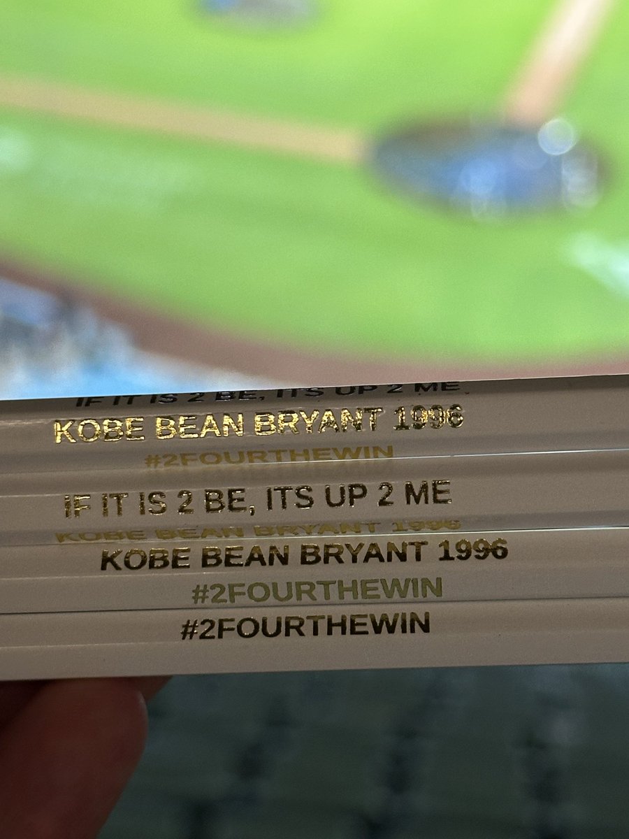 U8Training's tweet photo. @Dodgers
IF IT IS 2 BE , IT’S UP 2 ME
KOBE BEAN BRYANT 1996
#2FOURTHEWIN
(1of24)
#SMARTPENCILPROGRAM
Including Our U8 TEAM BANNERS https://t.co/eYxQLzkUHz