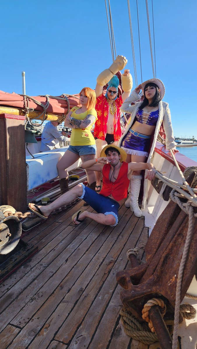 RosieGaga's tweet photo. Happy #OnePieceDay !! https://t.co/TZhhObEZ7i