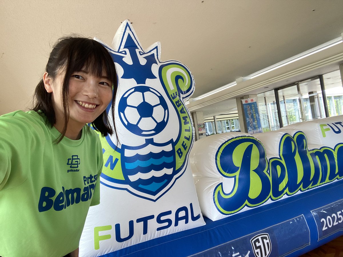 ayaka_lawyer's tweet photo. 今日は!
湘南ベルマーレフットサルクラブ
vs シュライカー大阪
⏰14:00 K.O.
📍小田原アリーナ
ものすごい雨ですが
ふきとばすくらい熱く応援しましょう📣
ActorBellからは
まゆ あーちょん
がかけつけます🎤
お時間ある方は小田原アリーナでお待ちしてます!
#bellmare_F
#ActorBell https://t.co/q3OTs9SUoM