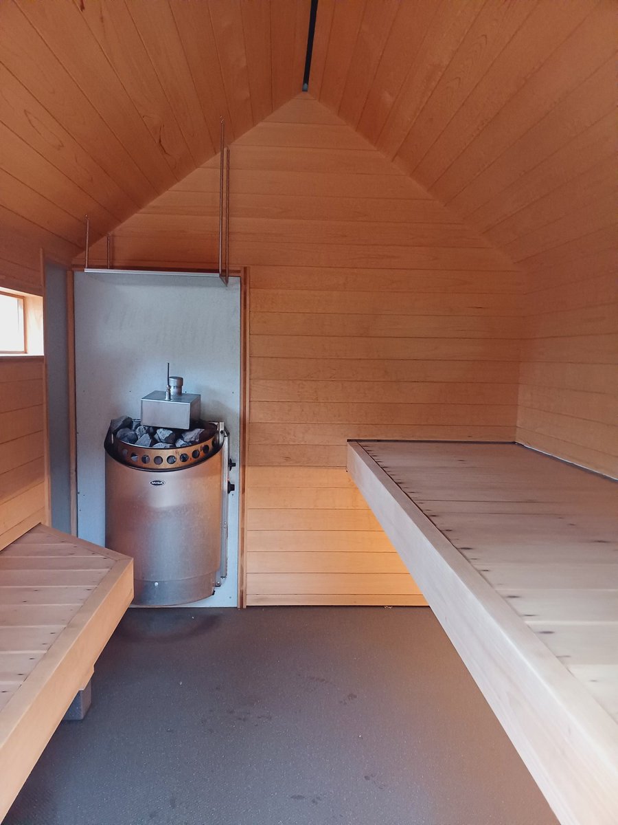 本日恵みの雨天😂🌧️
本日も通常営業しております‼️
お盆期間は毎日各種ハーブの香りを楽しんで頂けます🌿いつがどの香りかはその日のお楽しみです😊🎵