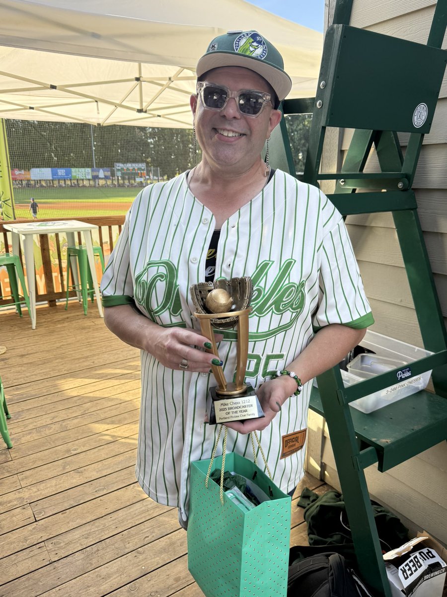 picklesbaseball's tweet photo. Chat Fam luvs Mike Chexx - no one more deserving 💚 https://t.co/ZkioZK8C1t