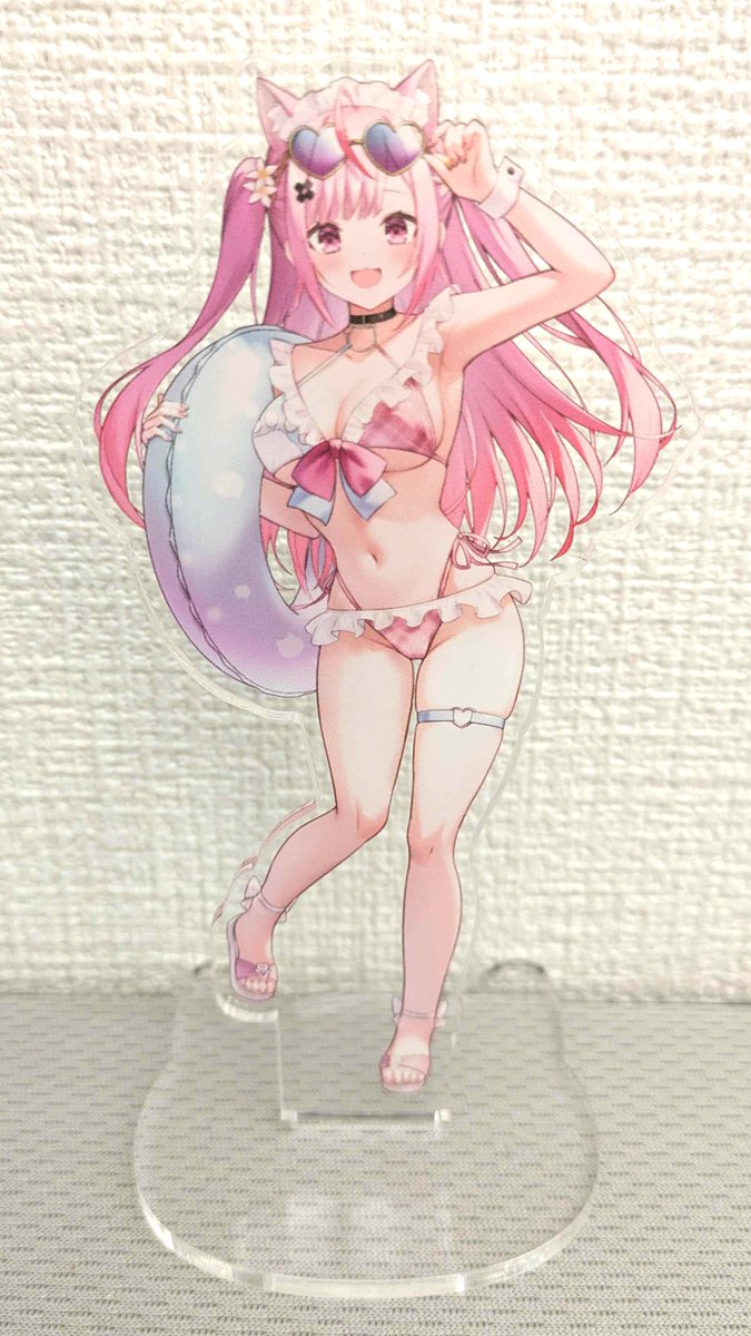 湊あくあ 「お知らせ #C106 にて頒布予定の水着あくたん&さくたんのアクリルスタンドの通」|彼方なか🎨Skeb・お仕事募集中のイラスト