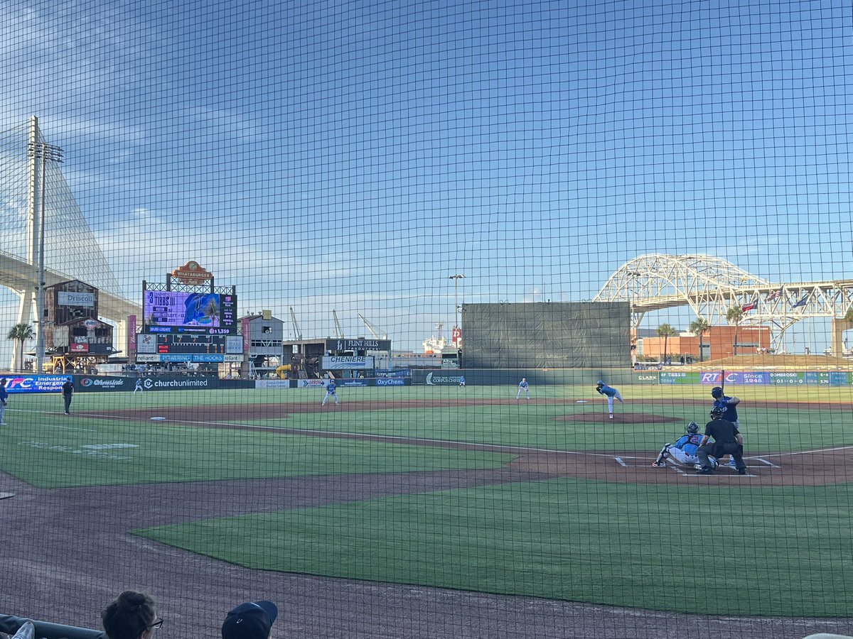 4017Crimson's tweet photo. One of my favorite minor league baseball parks to date. A lot going on here. @cchooks #2025baseballtour https://t.co/kfkHtjc9Gf