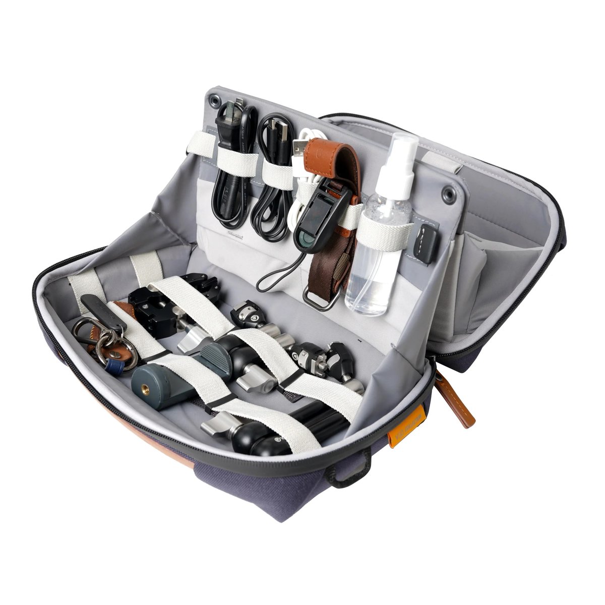 ogisaku_com's tweet image. VANGUARD（バンガード）
VEO CITY テックポーチ
／
早い者勝ち！
数量限定各色５個
＼
アクセサリーや小物、
周辺機器などを整理して収納できます。
⇒ ogisaku.com/products/list.…
２.５(TP23)/３(TP28)/６(TP33)Ｌの3サイズ