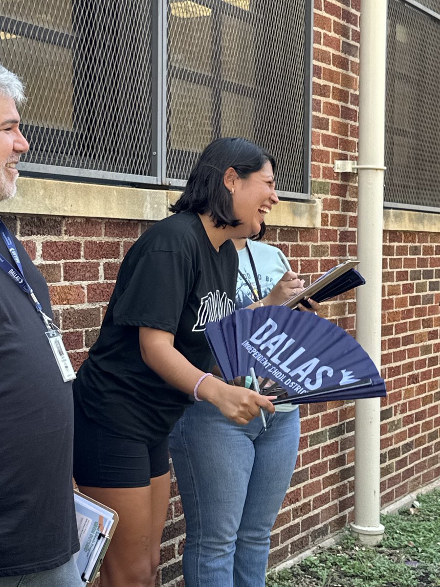 Thank you to <a href="/Texas_Trees/">Texas Trees Foundation</a>, <a href="/CFBPlayoff/">College Football Playoff</a> 
and <a href="/CatchUpAndRead/">Catch Up & Read</a> for helping transform our school courtyards into amazing educational spaces—and for showing our teachers how to use them! 🌳 #HouseOfCowart  <a href="/EDAmaya04/">Amaya</a> <a href="/Crod628/">Christina Rodriguez</a>