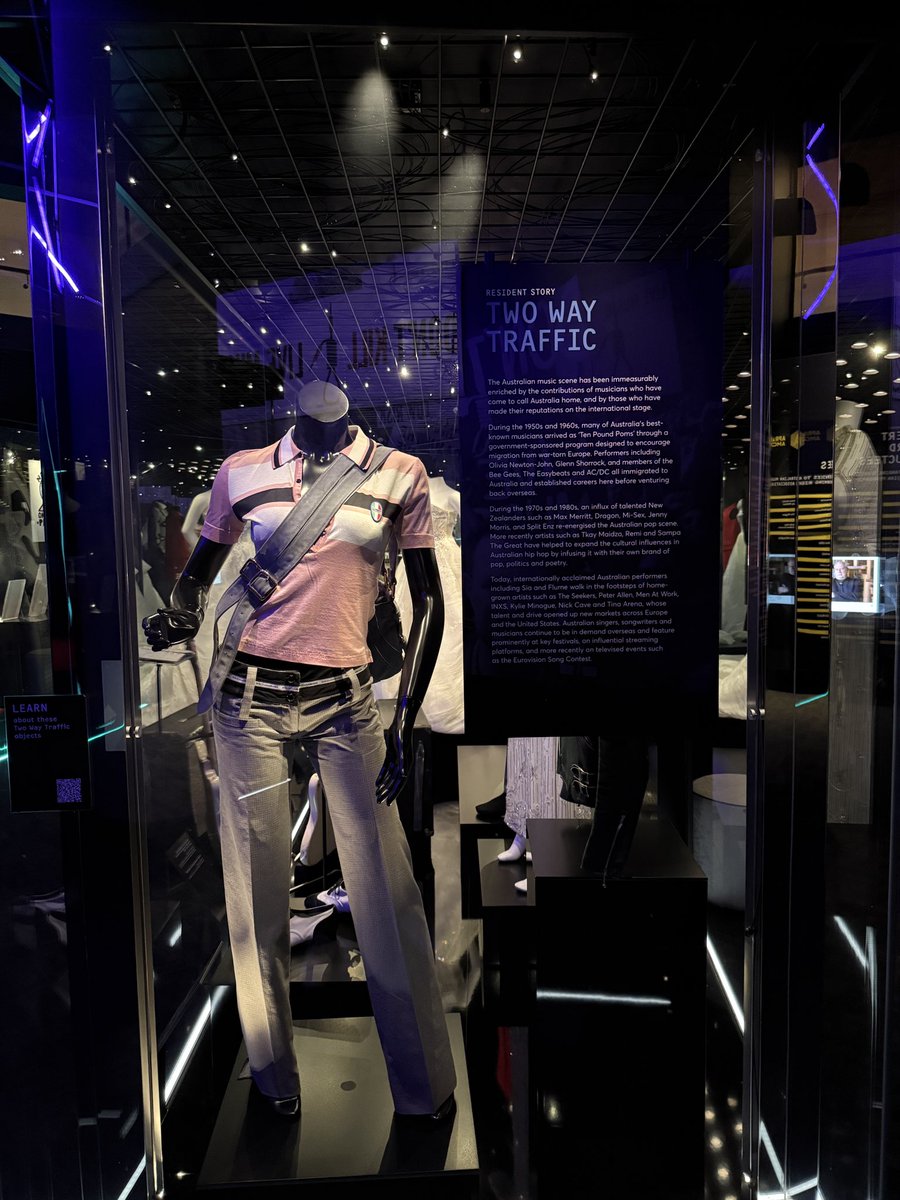 Still not quite over seeing this iconic look IRL <a href="/kylieminogue/">Kylie Minogue</a> #comeintomyworld <a href="/artscentremelb/">Arts Centre Melbourne</a>