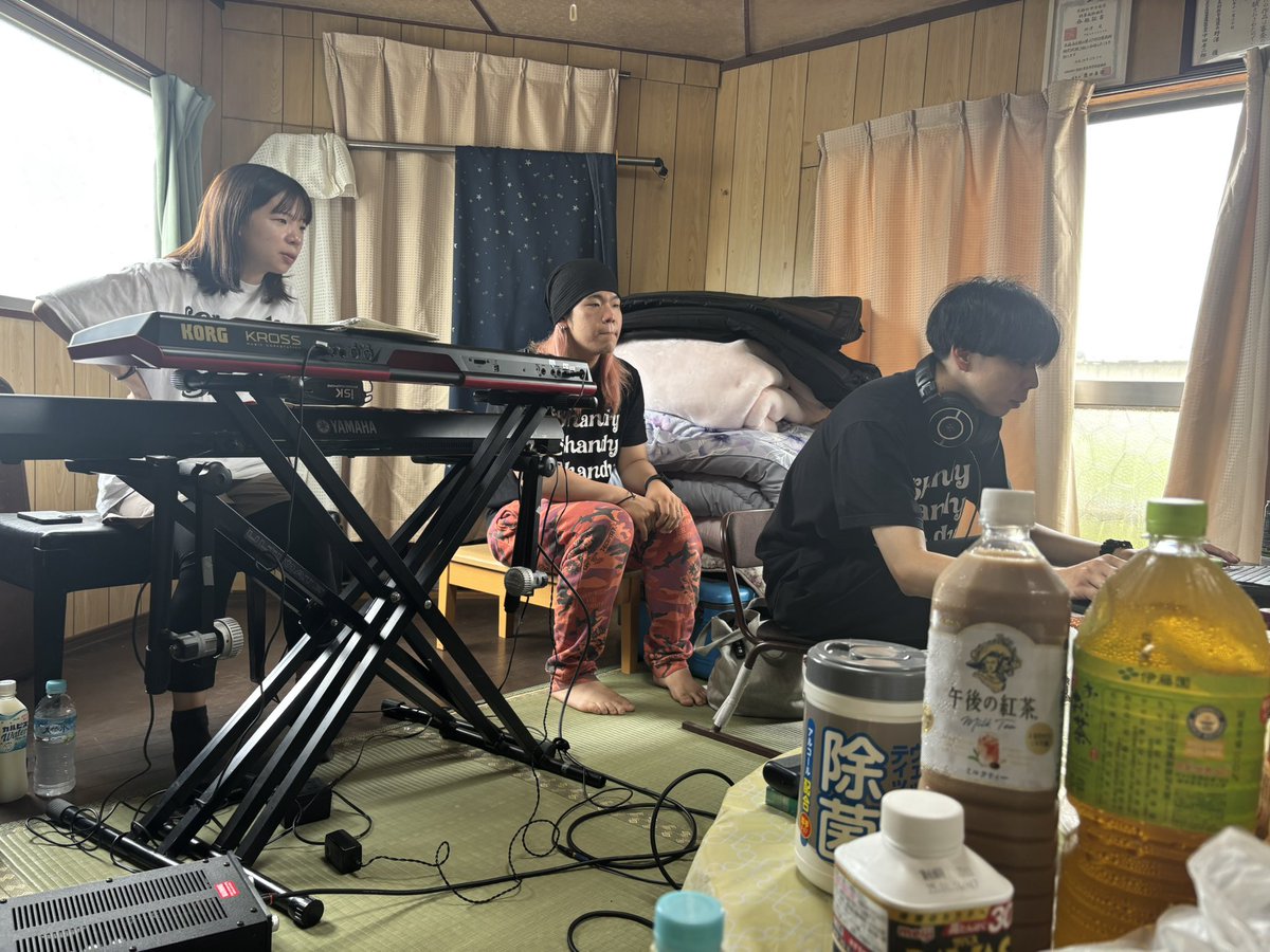 shandy5569's tweet photo. 今日はシンセREC！初のシンセ宅録の行方はいかに？！？！！ https://t.co/ZHRC4euMsV