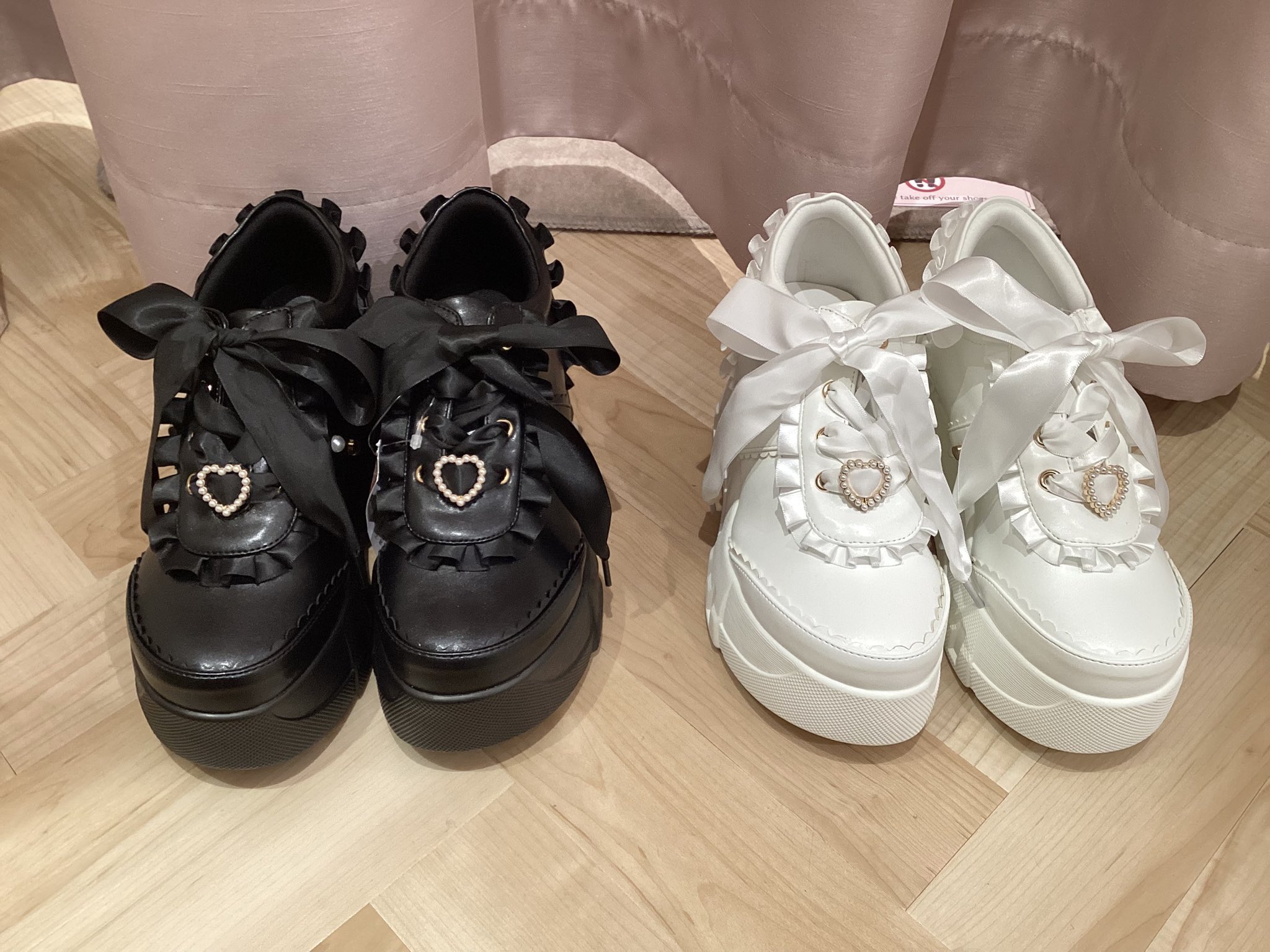 AMERI VOLUME FURSANDAL ブラックMサイズ新品箱付き Amavel SHIBUYA109店 on X: 