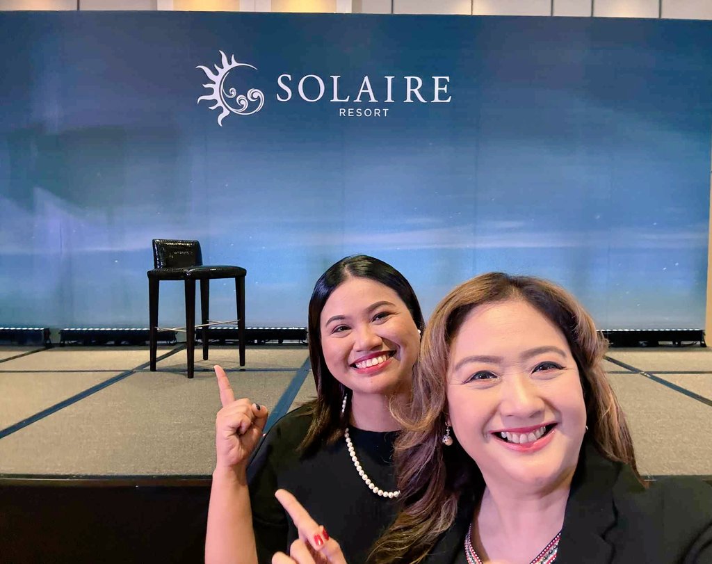 donnamaev28's tweet image. Friday Night Is Truly Memorable... Thank You Our Captain Ri "Hyun Bin" for coming here in Manila finally nakita ka na rin namin we really enjoyed the game portion hope to see you again soon 😍❤️
#HyunBinAtSolaire
#SolaireExperience
#SolaireResort