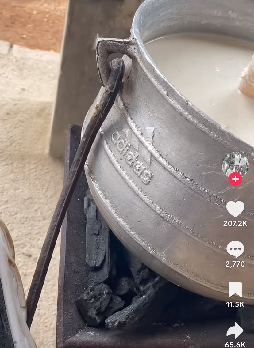 Kati <a href="/ToniKamau10/">Uncle Kamau</a> #Adibas eliwa wano?