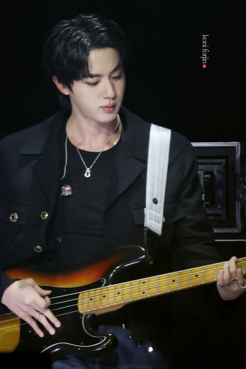 btsforever1207's tweet image. 250809 AMSTERDAM day1 HD
bass
#방탄소년단진 #JIN #진 #Jin_Echo #RUNSEOKJIN_epTOUR #RUNSEOKJIN_epTOUR_AMSTERDAM_D1