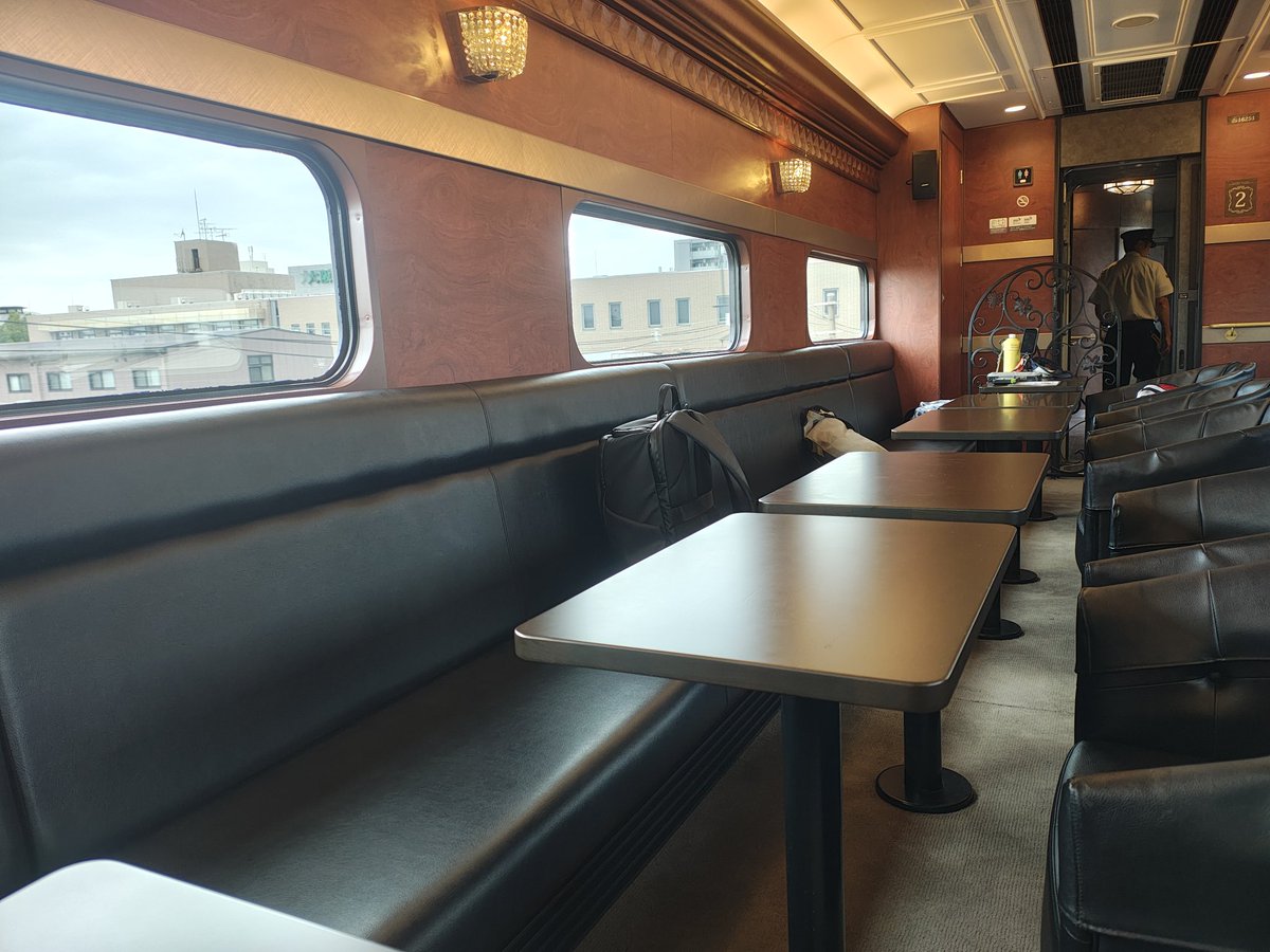 files_6357's tweet image. 今日はお出かけでご馳走頂いてます💦
人がたくさんでした🌞
天気が持持ってほしいです☺️
雨が降り出しました💦💦